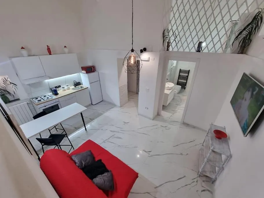Alemanna33 Central Apartment Messina 0*,  Italy
