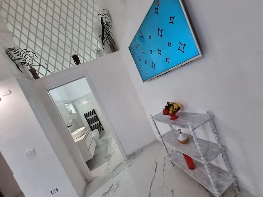 Alemanna33 Central Apartment Messina Italy